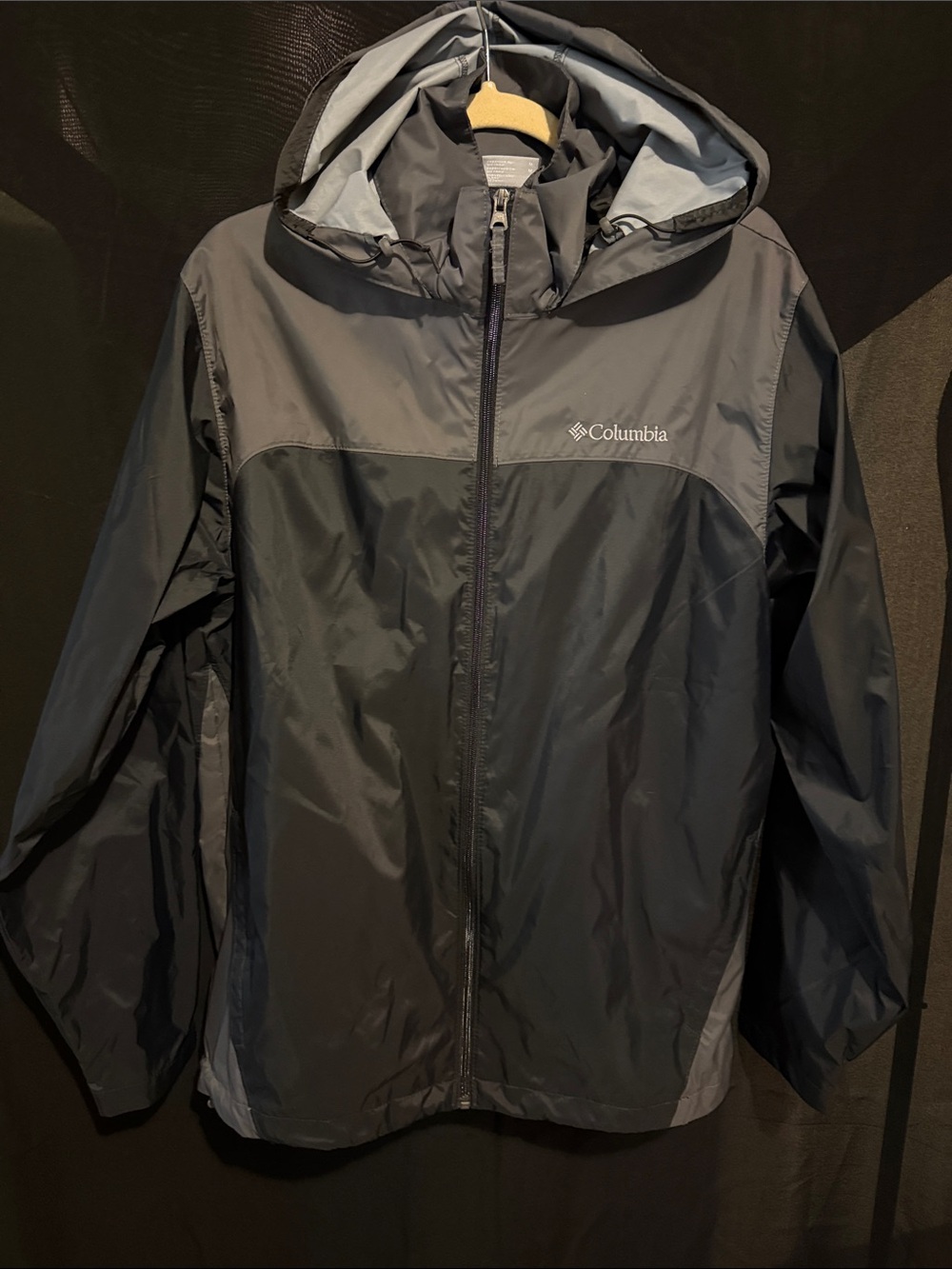 Columbia Two-Tone Gray Hooded Rain Jacket